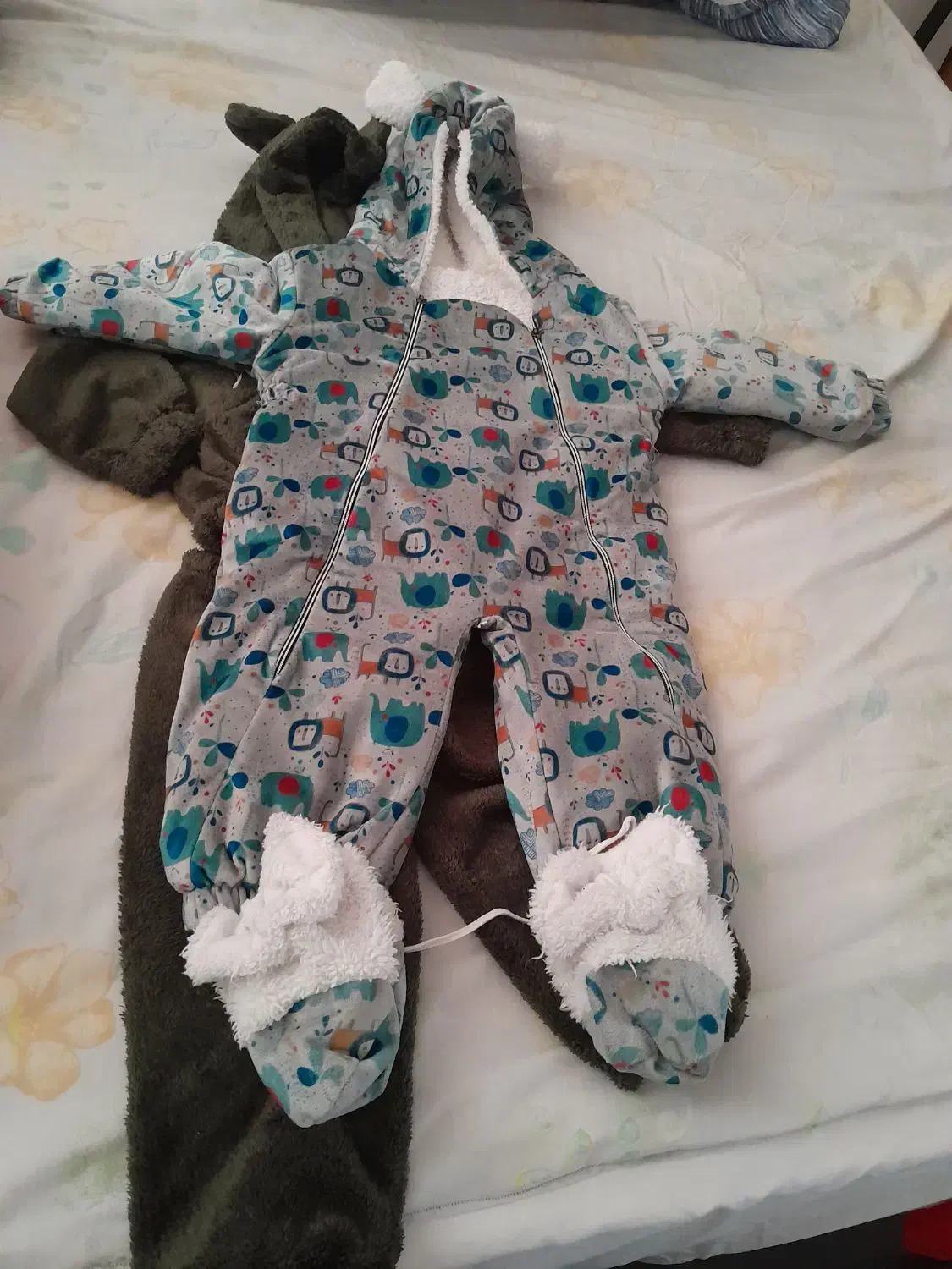 لباس بچه گانه پاییزه|کفش و لباس بچه|محمدشهر, همایون ویلا|دیوار