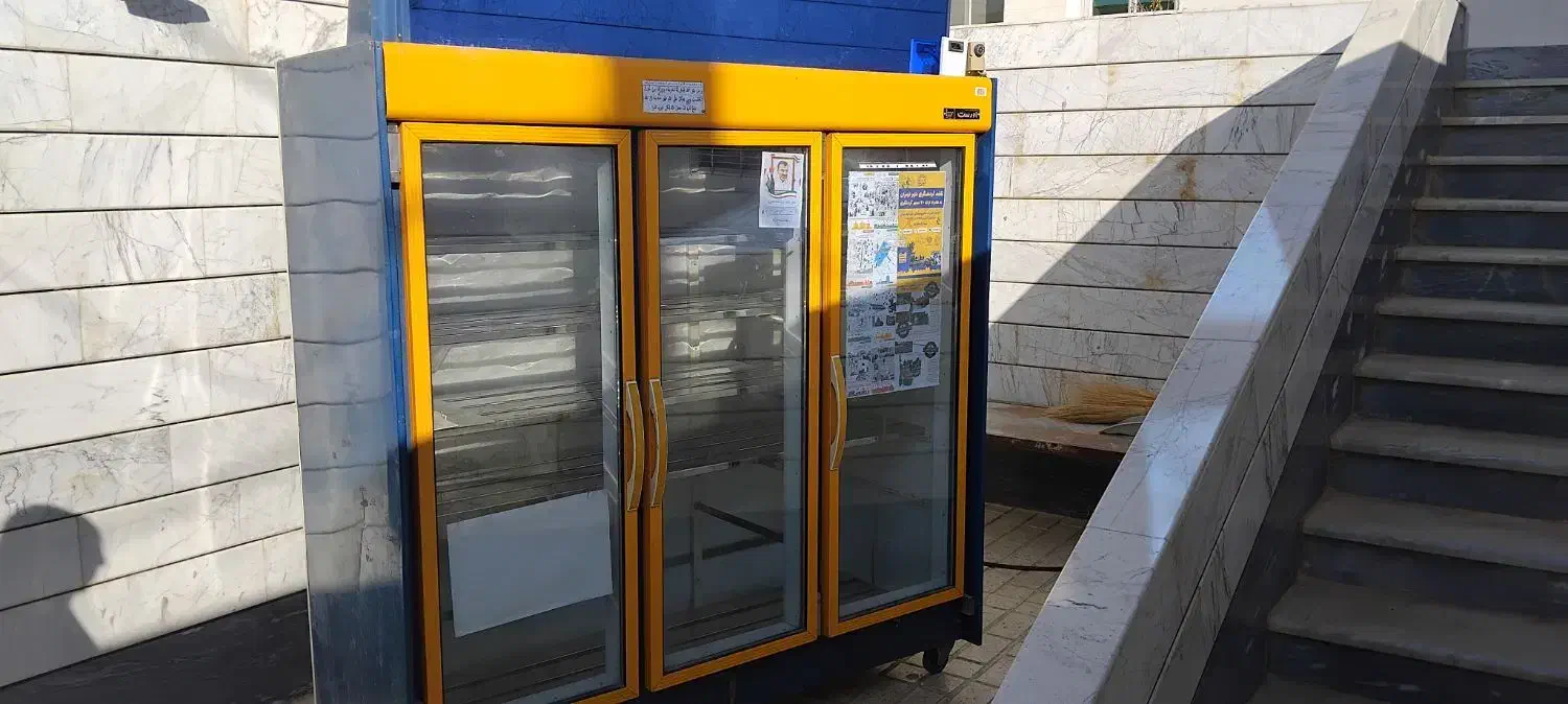 یخچال مغازه اورست سه در سالم و تمیز|فروشگاه و مغازه|داران, |دیوار