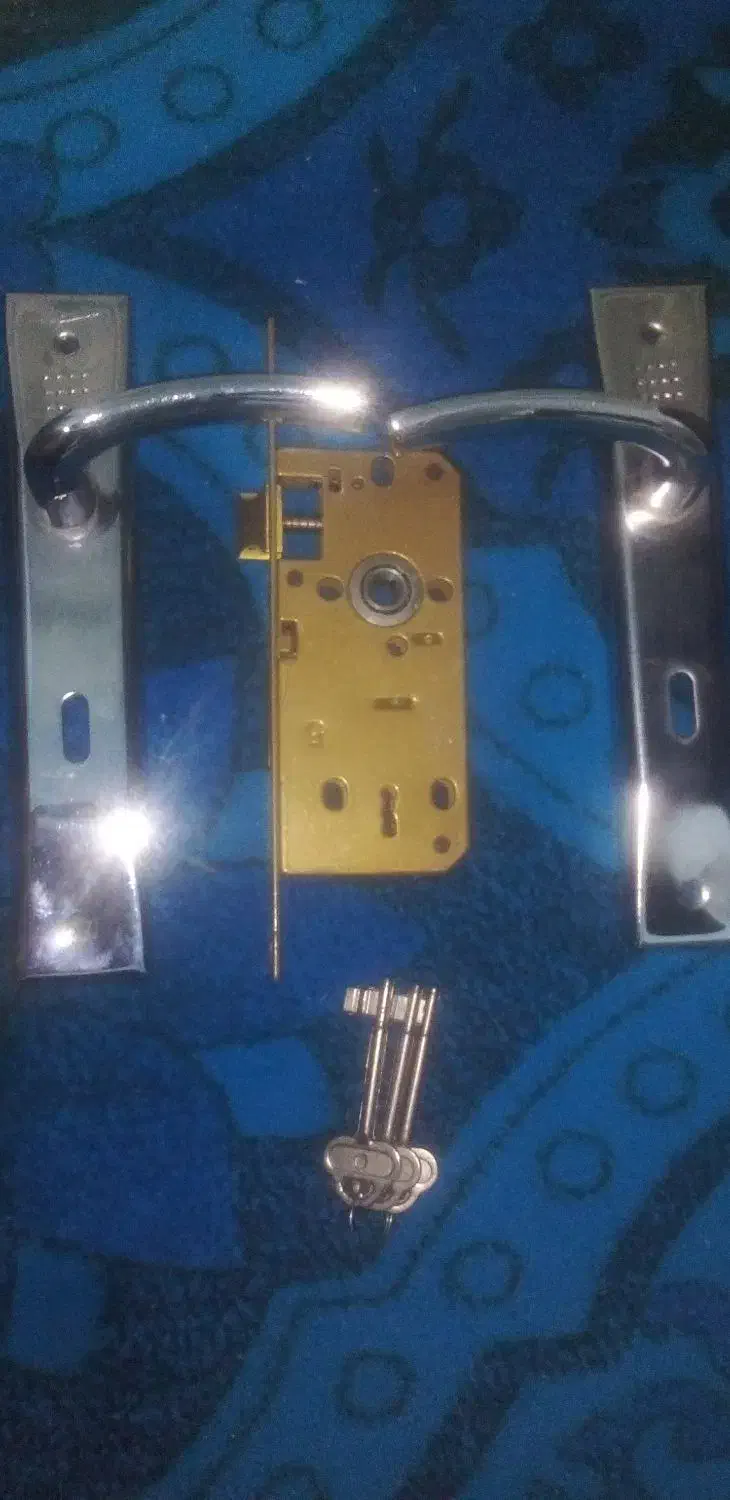 دستگیره و قفل درب خانه|مصالح و تجهیزات ساختمان|گلبهار, شهر جدید گلبهار|دیوار