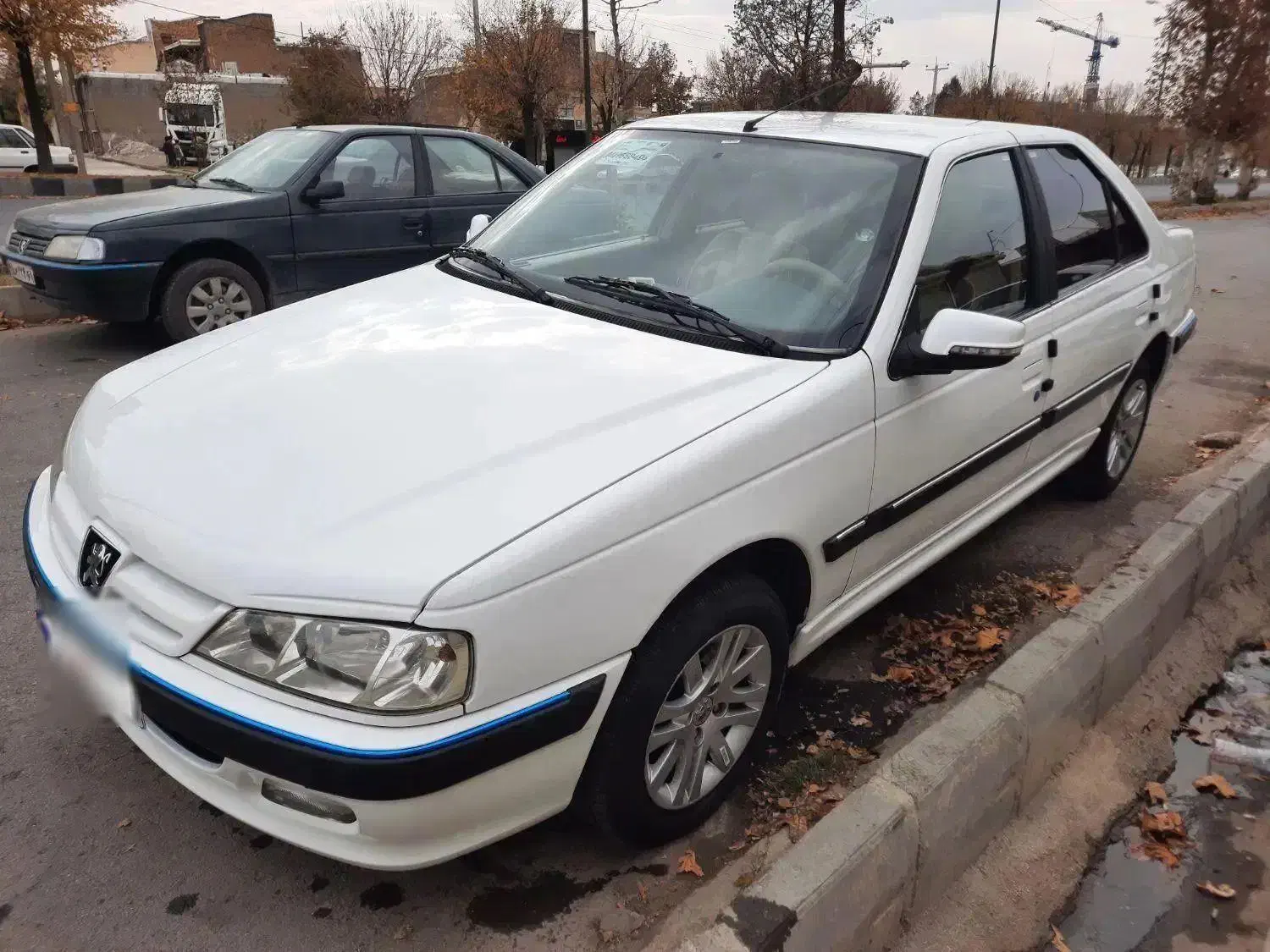 پژو پارس لاکاغذی مدل 401 موتورxu7p|خودرو سواری و وانت|همدان, |دیوار