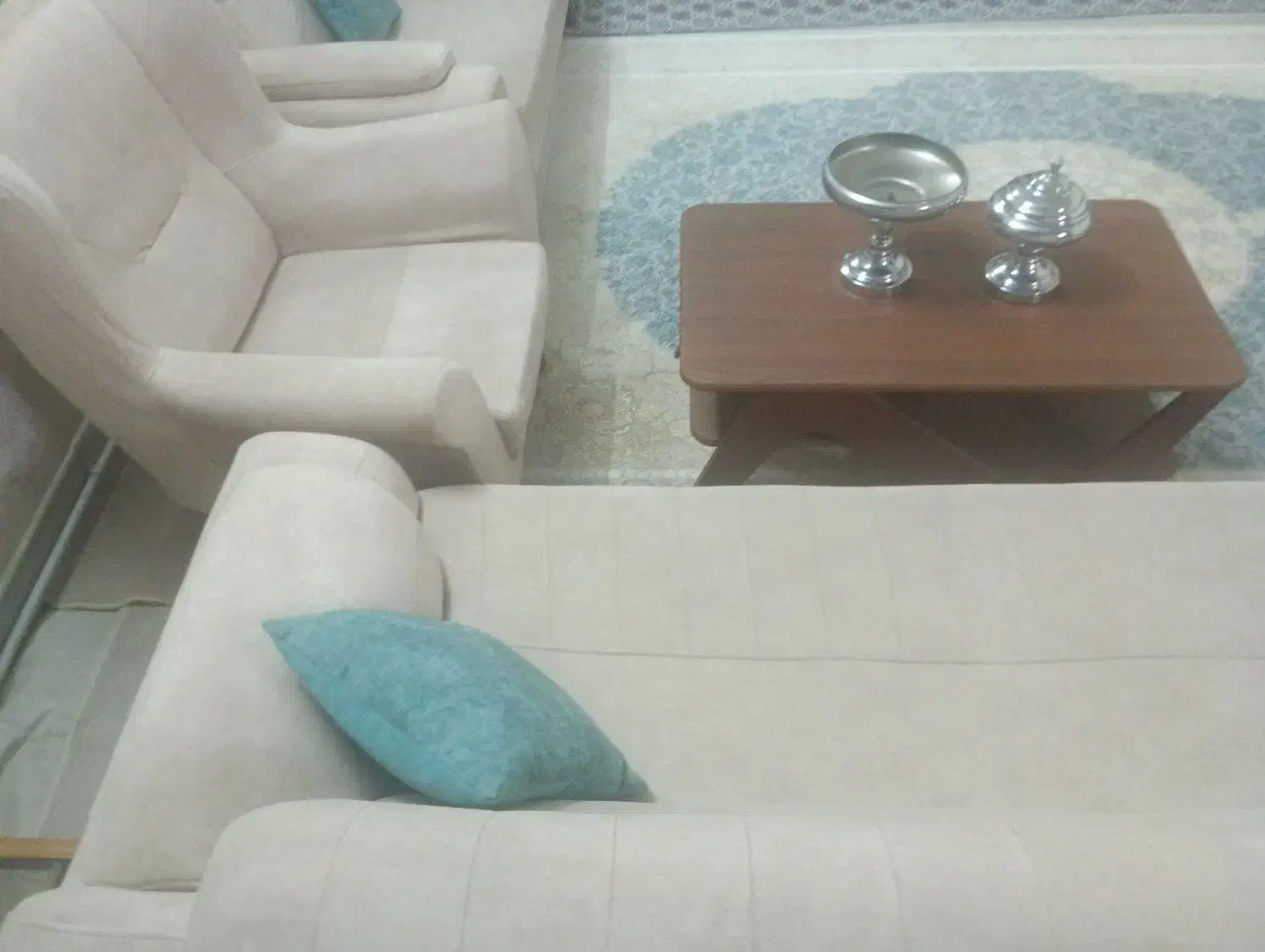 مبل راحتی ۷نفره|مبلمان خانگی و میز عسلی|قم, شهرک سازمان آب|دیوار