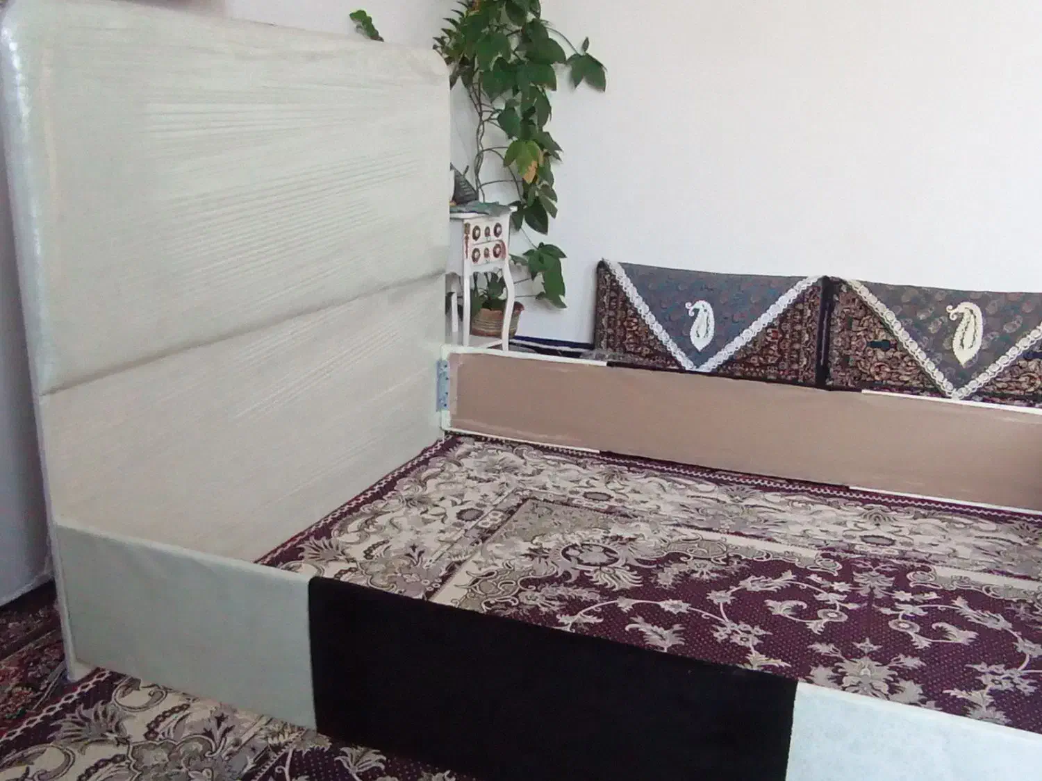 تخت دو نفره نو|تخت و سرویس خواب|تربت جام, جامی|دیوار