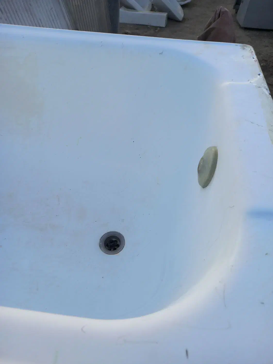 وان فلزی تمیز وسالم سنگین طول ۱۷۰ عرض ۷۰ عمق ۴۳|مصالح و تجهیزات ساختمان|مشهد, نیزه|دیوار