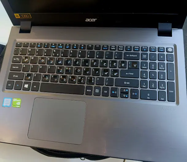 لب تاپ ایسر (acer)|رایانه همراه|اصفهان, باغ دریاچه|دیوار