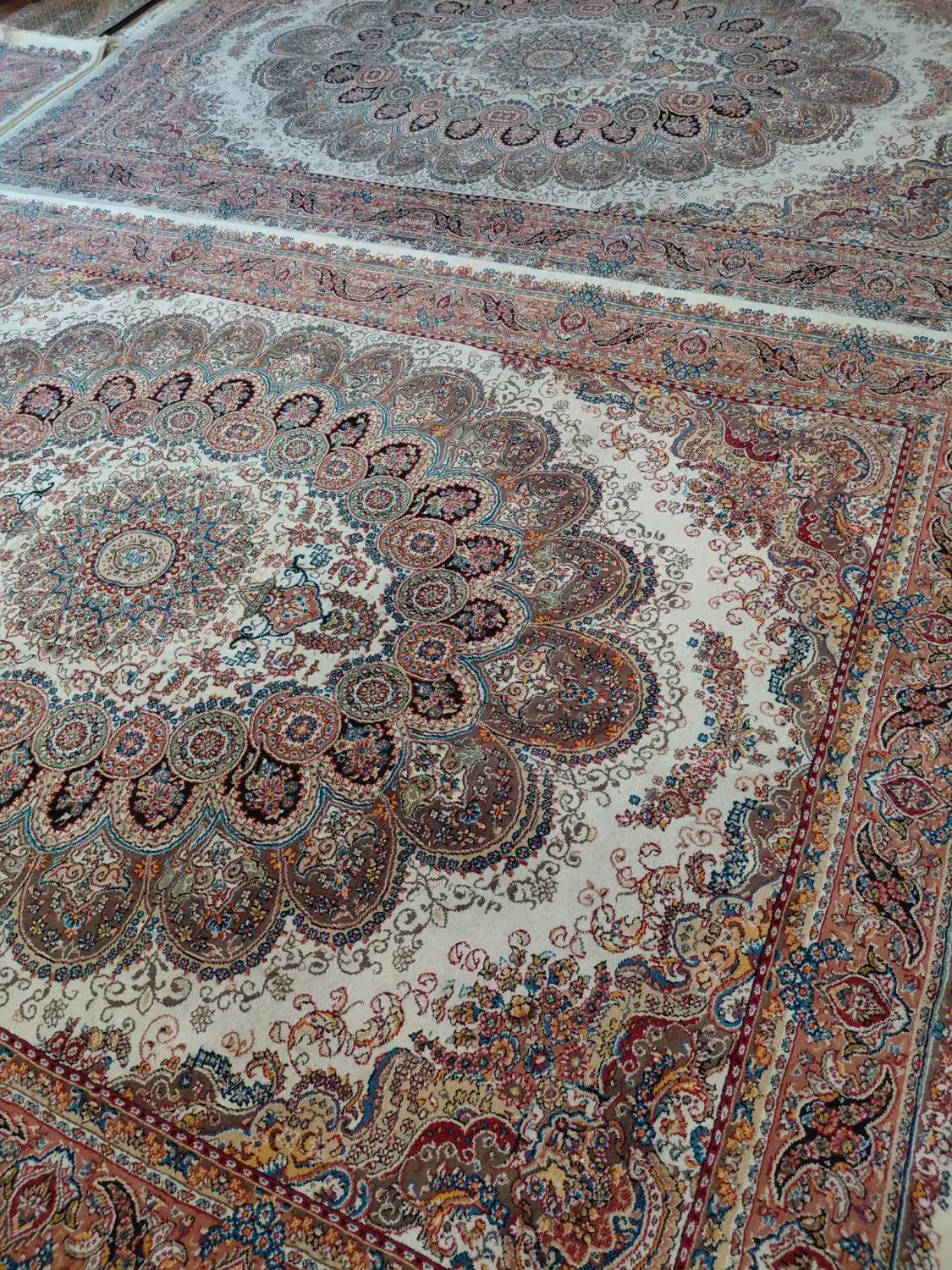 ۳عددفرش۶متری ست،نخ اصل،۷۰۰شانه،تمام اکرلیک|فرش|اردبیل, |دیوار