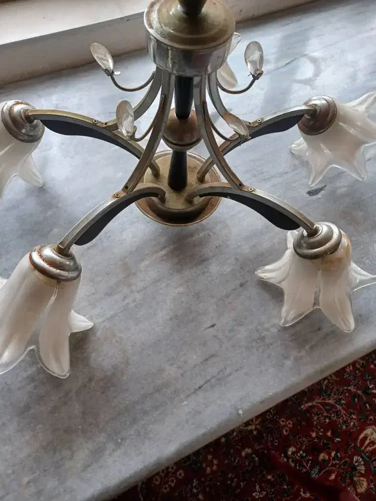 لوستر  ۵ شاخه|لوستر و چراغ آویز|رشت, بالاکویه|دیوار