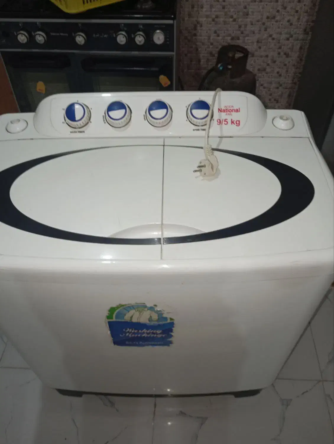 در حده نو|ماشین لباسشویی و خشککن لباس|بیکاه, |دیوار