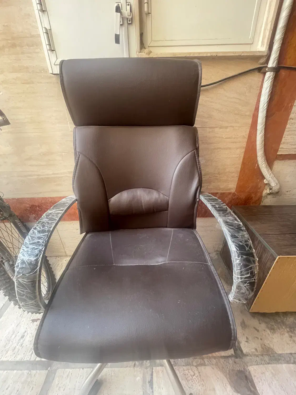 صندلی طبی اداری|صندلی و نیمکت|کیش, |دیوار