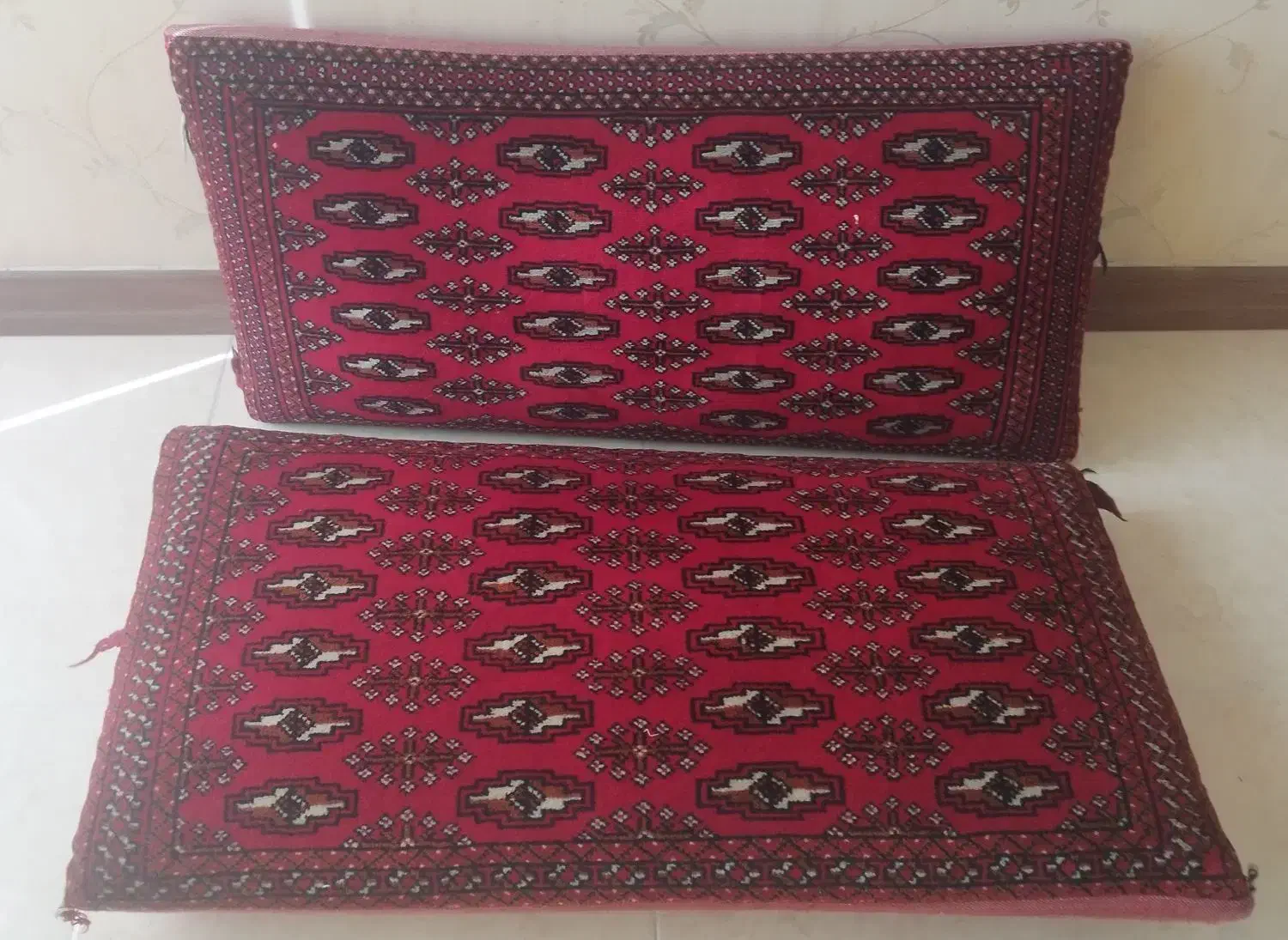 پشتی|پشتی|اصفهان, برازنده|دیوار