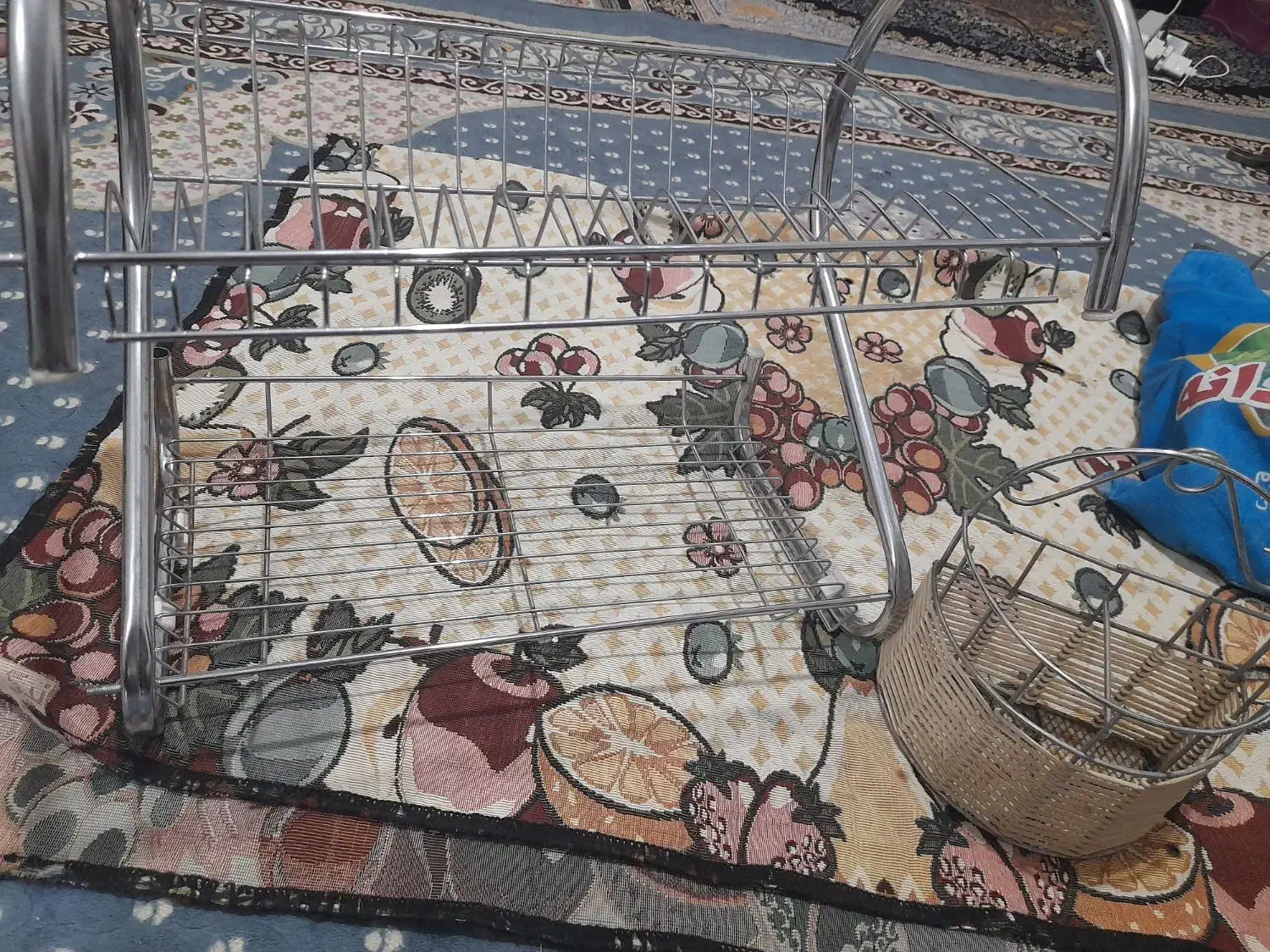 ابچکان نو نو|آب‌چکان و نظم‌دهنده ظروف|بم, |دیوار