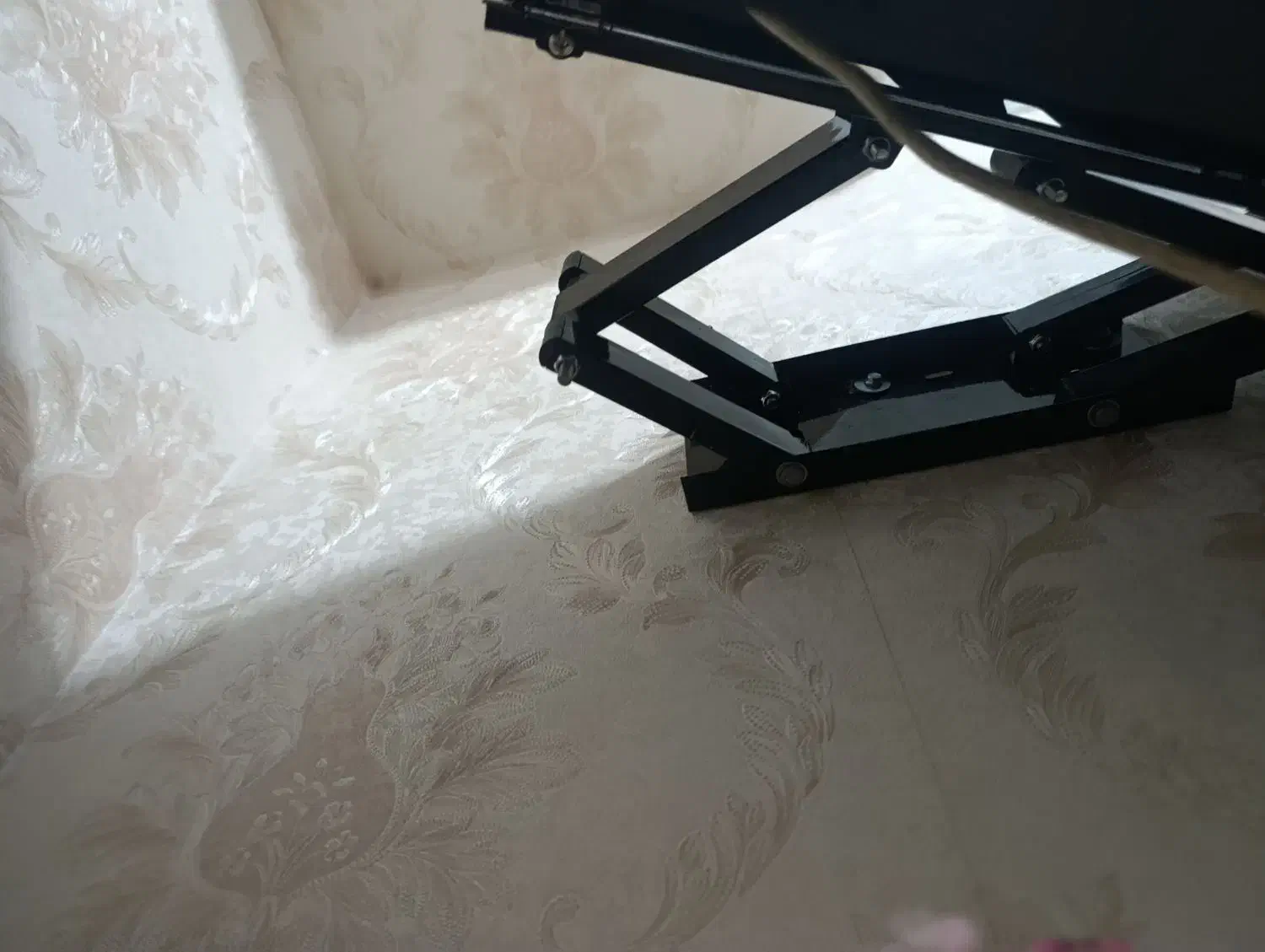 نصاب. براکت|تلویزیون و پروژکتور|تهران, نیروی هوایی (پیروزی)|دیوار