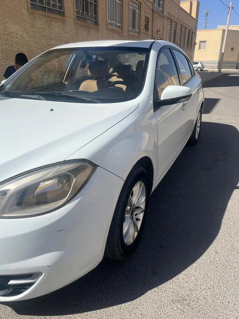 برلیانس ۹۵اتومات سفید|خودرو سواری و وانت|یزد, |دیوار