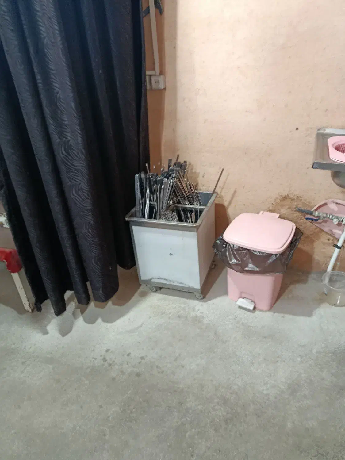 وسایل کبابی ریز تا درشت فروشی|کافیشاپ و رستوران|کوه چنار, |دیوار