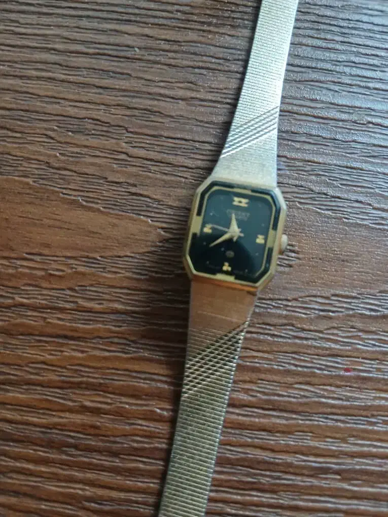 ساعت  انتیک 40 سال پیش|کلکسیون اشیاء عتیقه|تبریز, |دیوار