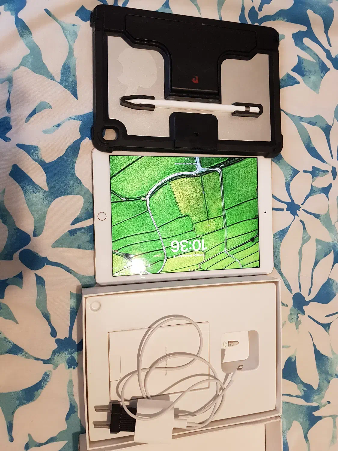 ایپد پرو 2016 ipad pro 9.7 با قلم|تبلت|تهران, اقدسیه|دیوار