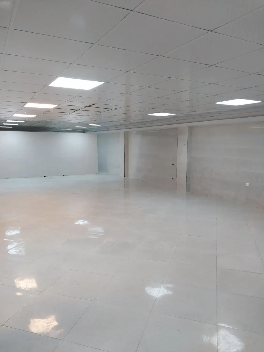 اجاره مغازه ۲۳۰متری جهانپناه زیر برج میلاد|اجارهٔ مغازه و غرفه|اراک, |دیوار