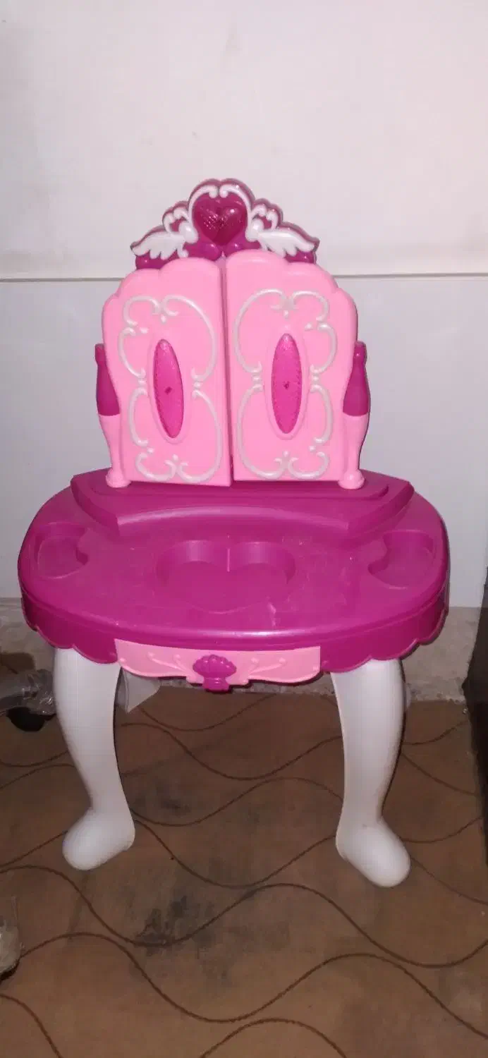 میز|صندلی و نیمکت|بندر ماهشهر, |دیوار