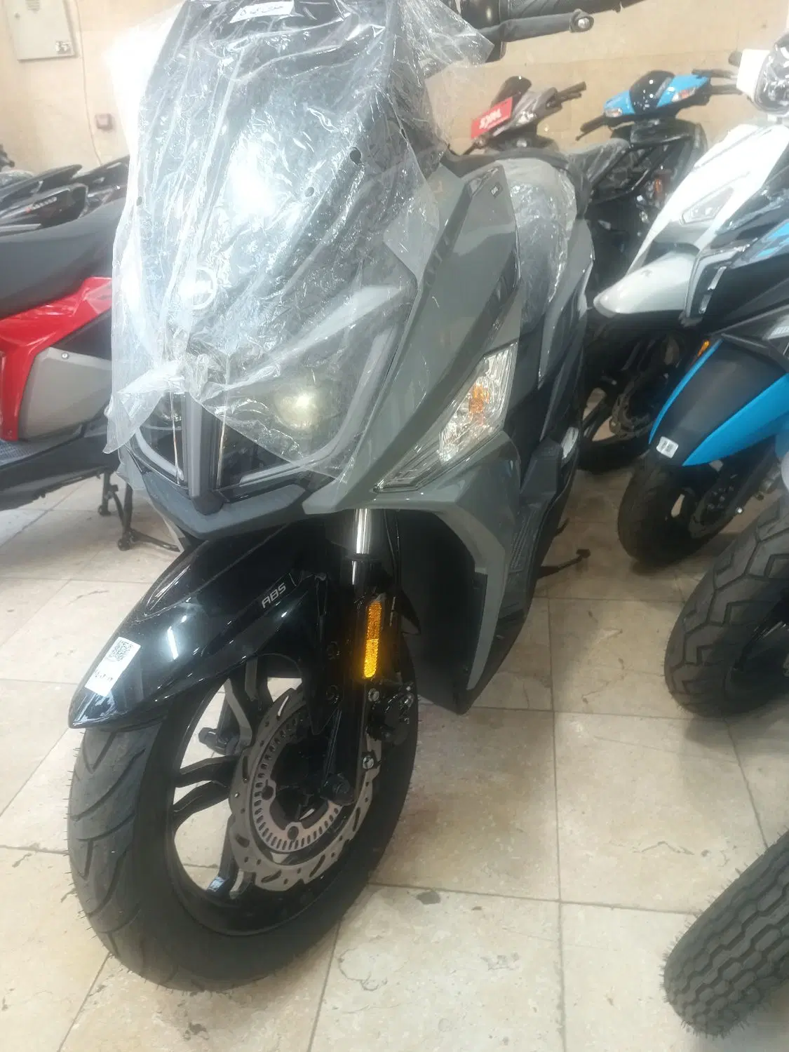 sym j200|موتورسیکلت|تهران, مهرآباد|دیوار