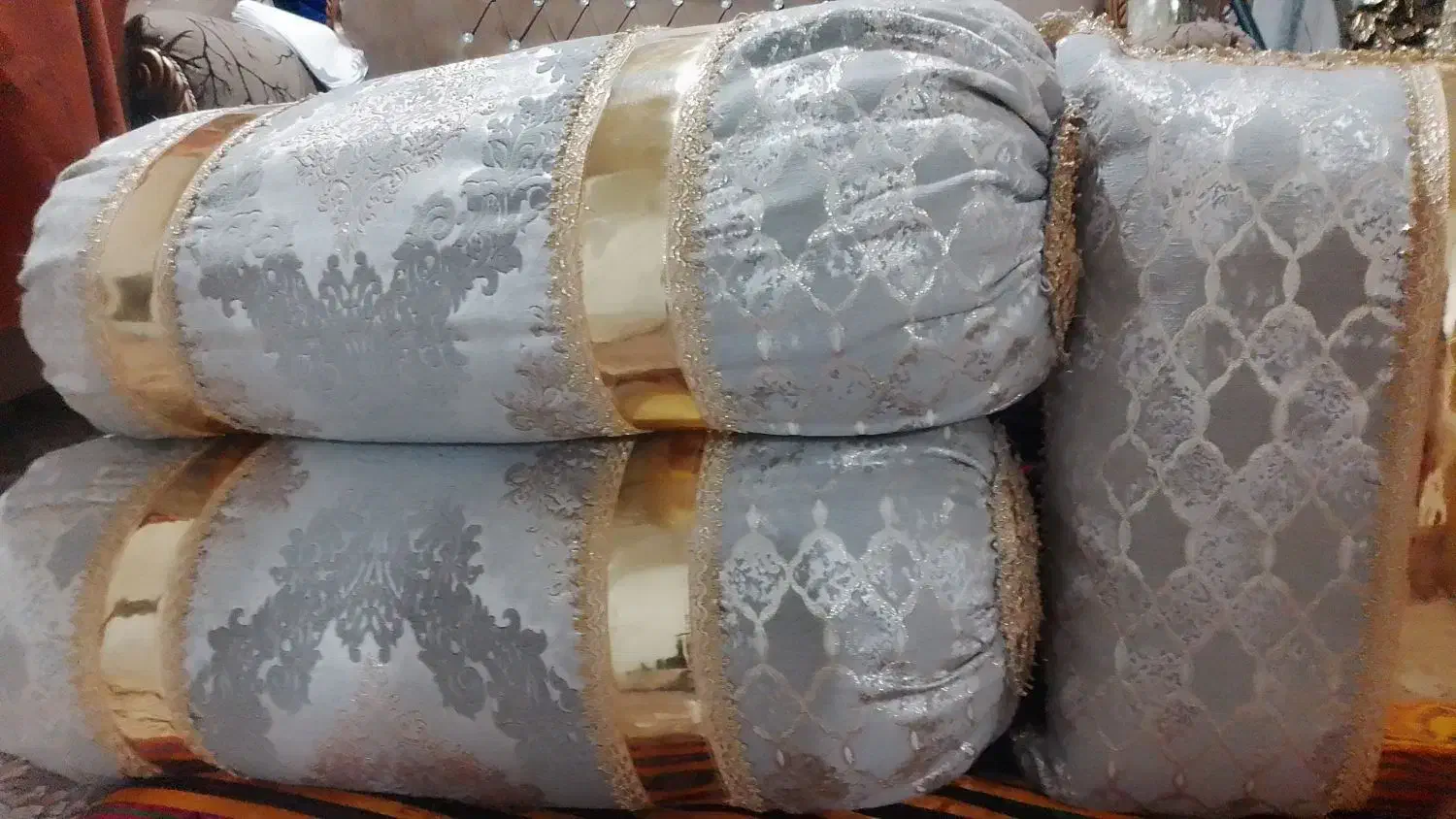 بالشت طلا کوب|پشتی|زاهدان, |دیوار