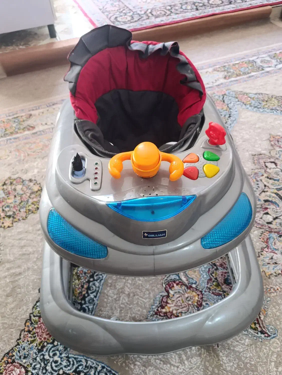 روروئک|کالسکه و لوازم جانبی|بروجرد, |دیوار