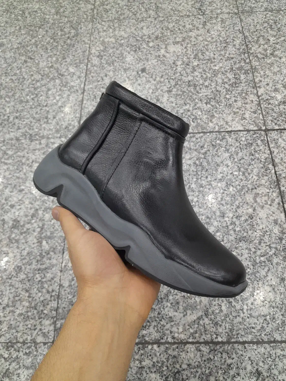 کفش محسن نیم بوت زنانه اسپرت چرم طبیعی گاوی کد۳۳۵|کیف، کفش، کمربند|تهران, فردوس|دیوار