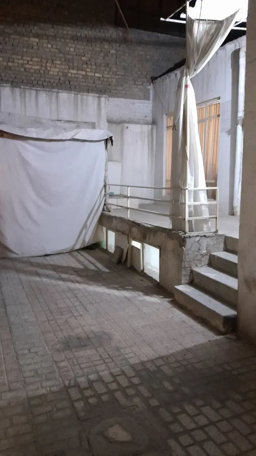 ویلایی ۱۰۰ متری درب مستقل مناسب دفترکار/فلسطین|فروش دفتر کار، اتاق اداری، مطب|مشهد, فلسطین|دیوار