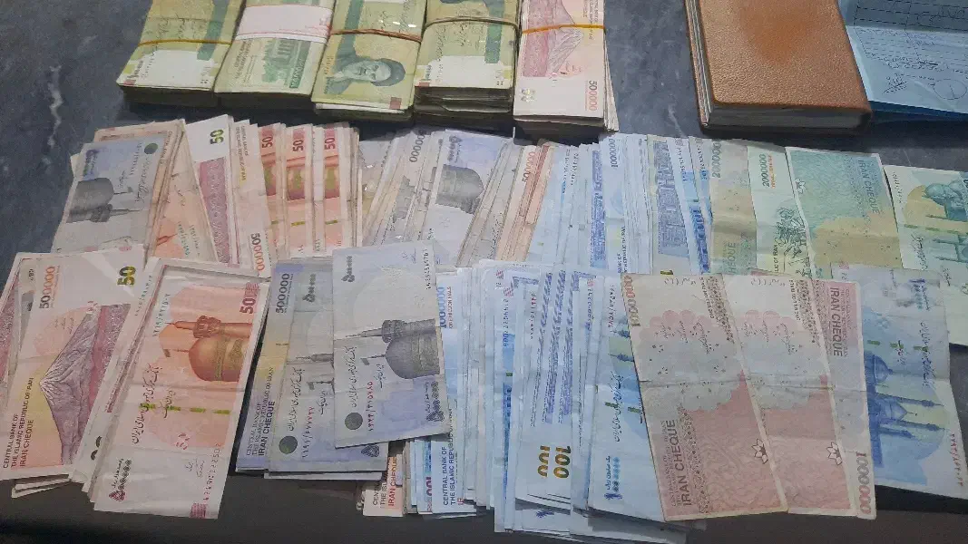 اسکناس|کلکسیون سکه، تمبر، اسکناس|مرند, |دیوار