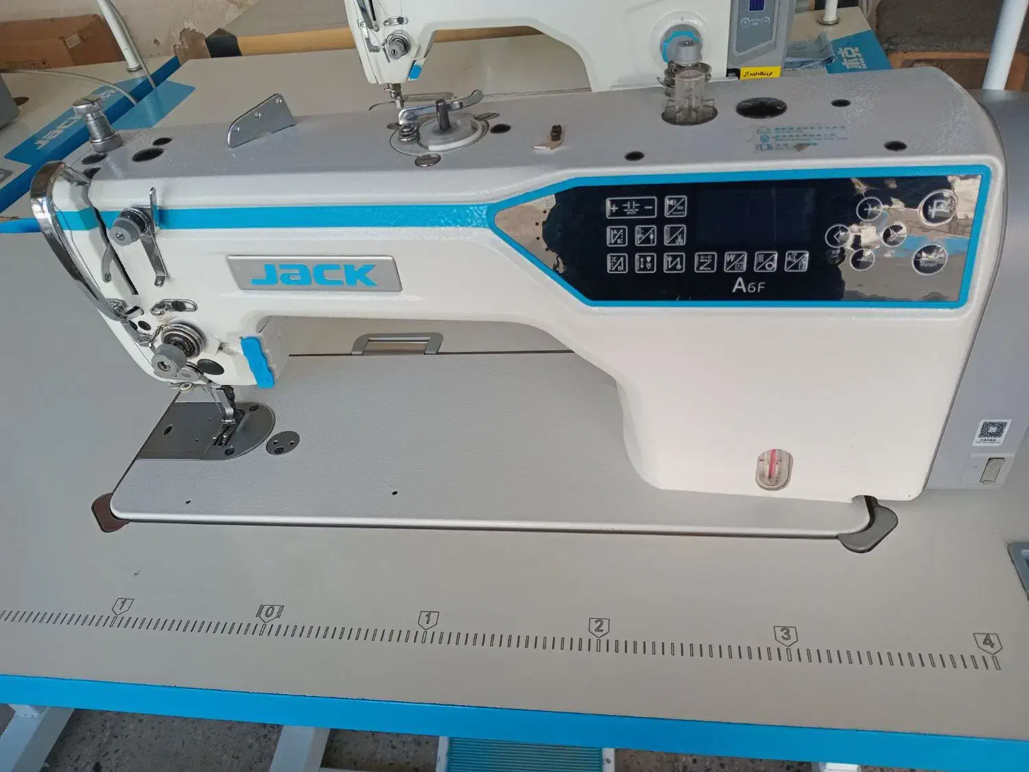 چرخ راسته A6fتمام فول سردوز چهارنخ و پنج نخ|چرخ خیاطی و ریسندگی|محمدیه-قزوین, |دیوار