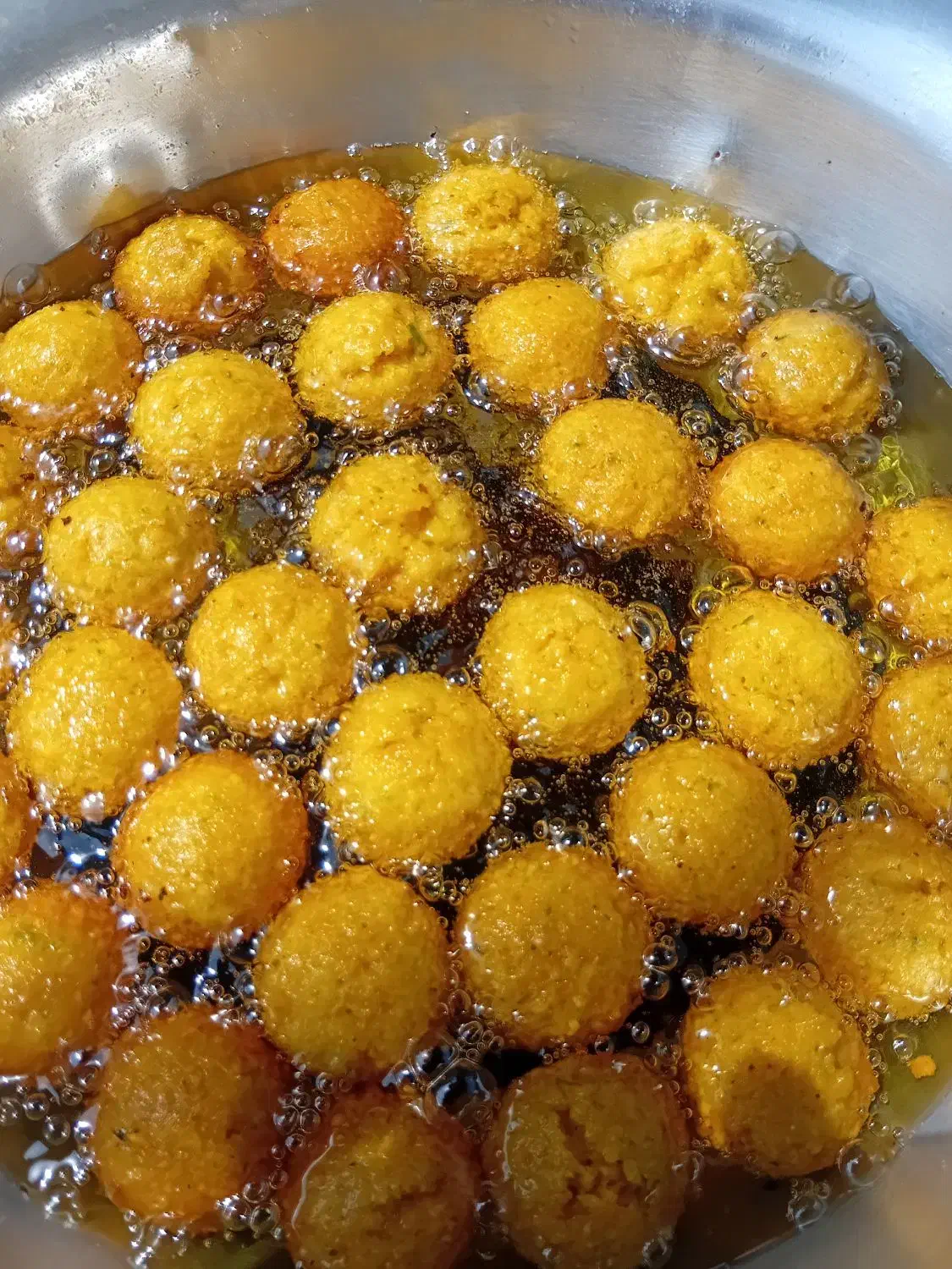 ساندویچ فلافل و بندری و سمبوسه با پیک رایگان فوری|خوردنی و آشامیدنی|بندر گناوه, |دیوار