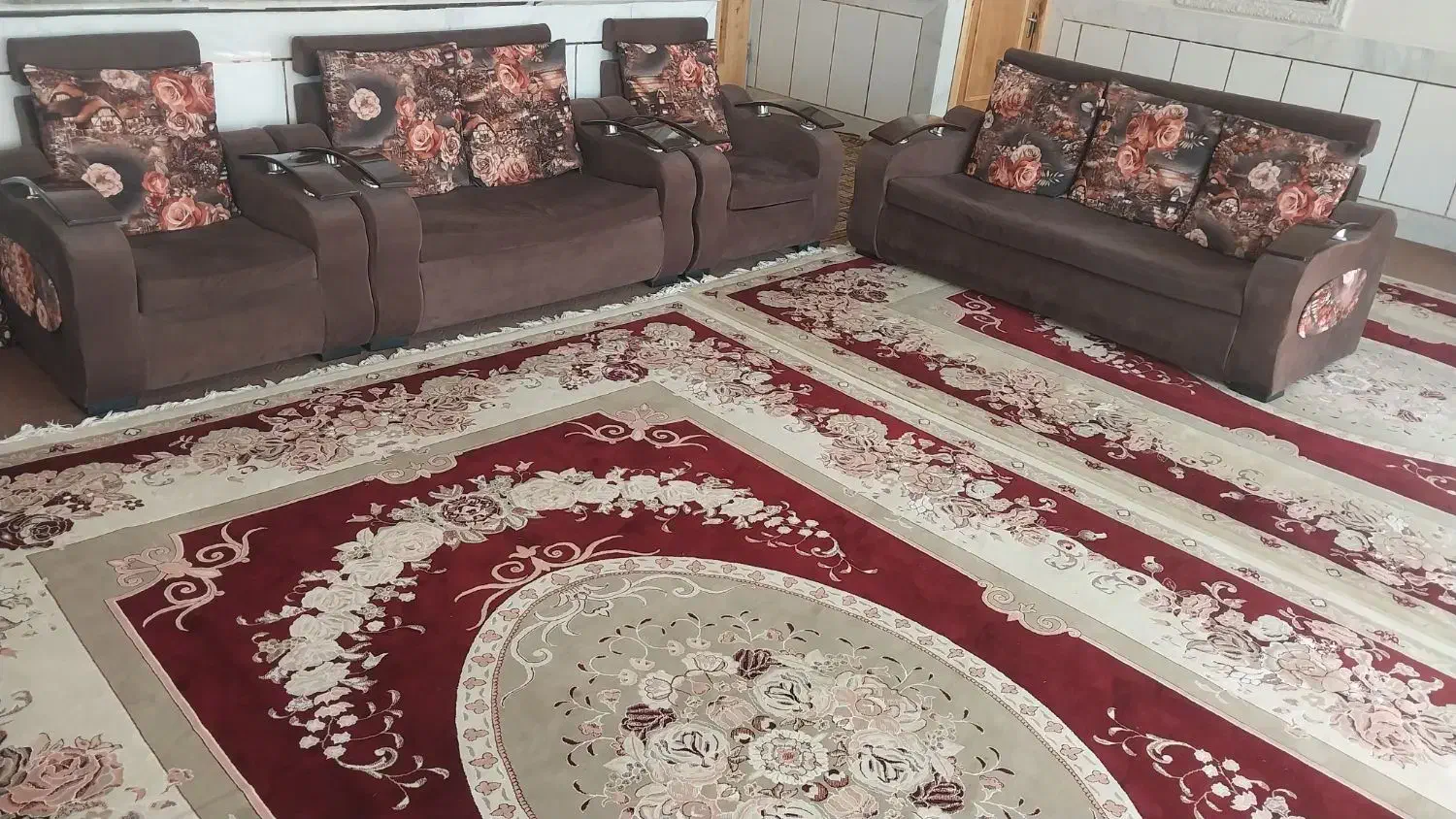 مبل راحتی|مبلمان خانگی و میز عسلی|سمیرم, |دیوار