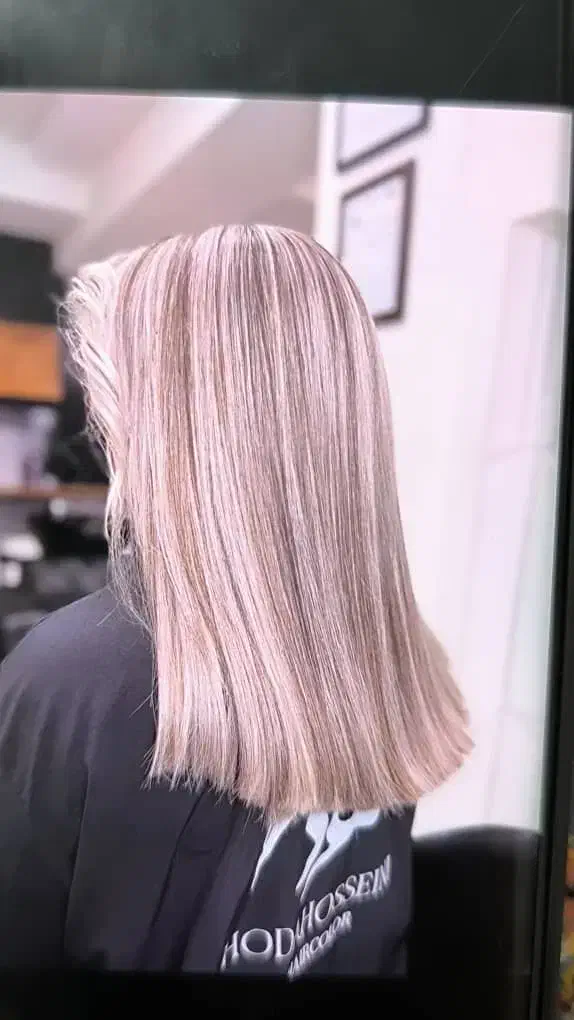 رنگ مو|خدمات آرایشگری و زیبایی|زهک, |دیوار