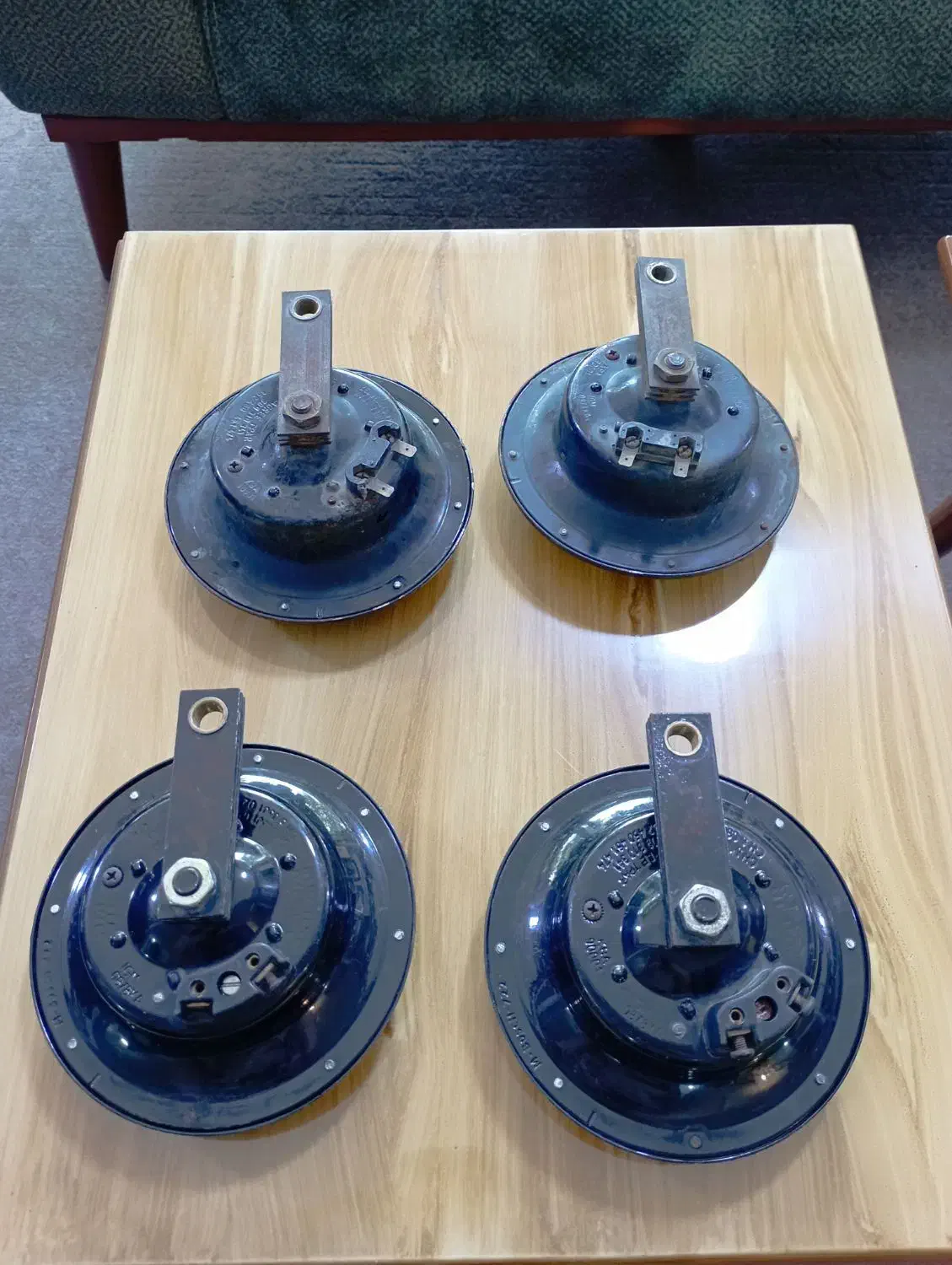 بوق ۱۰۱۱ درجه یک|قطعات یدکی و لوازم جانبی|لنگرود, |دیوار