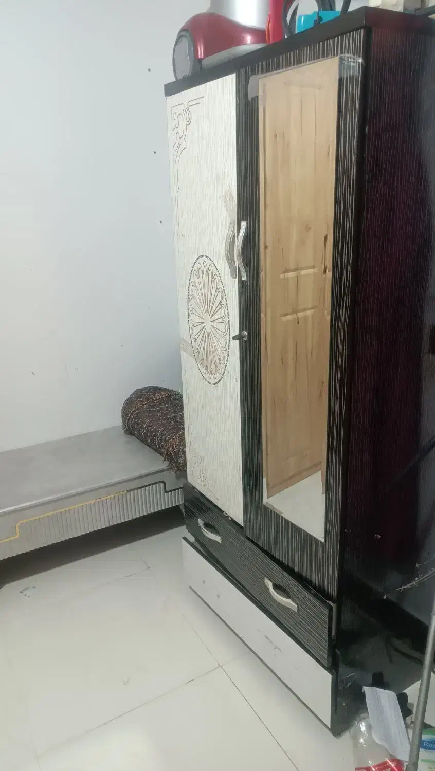 کمد لباسی|جاکفشی، کمد، دراور|کرمان, |دیوار