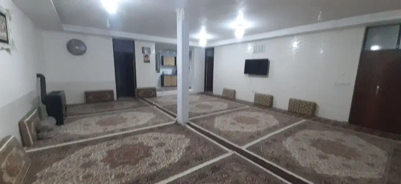 اجاره یک واحد ساختمان ویلایی (طبقه اول)|اجارهٔ خانه و ویلا|کامیاران, |دیوار