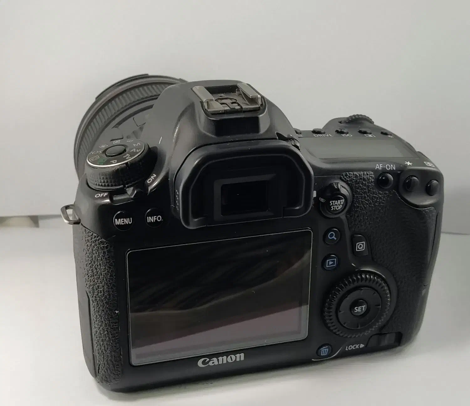 6D کانن+لنز۲۴-۱۰۵سریL یه دوربین فول فریم حرفه ای|دوربین عکاسی و فیلمبرداری|قم, شهدا|دیوار