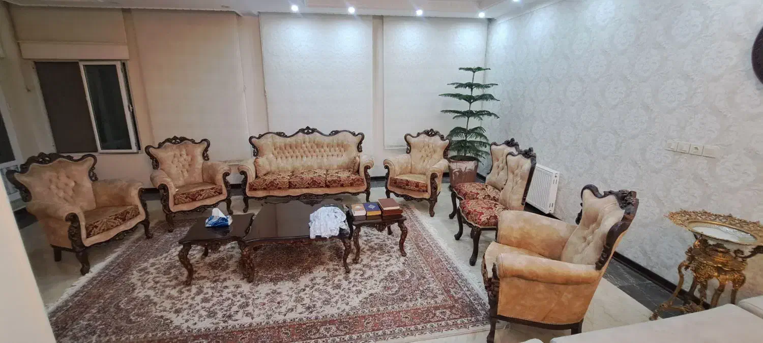 مبل سلطنتی۹ نفره و ناهار خوری۸ نفره چوب گردو در حد|مبلمان خانگی و میز عسلی|حمیدیا, |دیوار