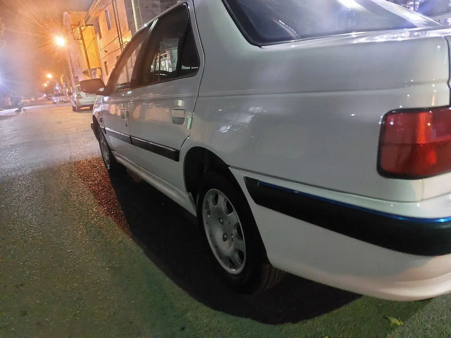 سلام دوستان پژو پارسال ۹۷عروسک عروسک|خودرو سواری و وانت|هشتگرد, شهرک راه آهن|دیوار