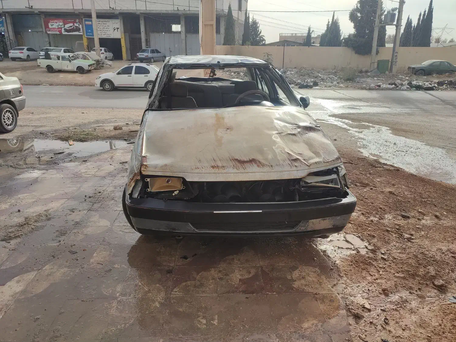 پژو ۴۰۵ مدل ۸۸تصادفی|خودرو سواری و وانت|شیراز, کیان آباد|دیوار