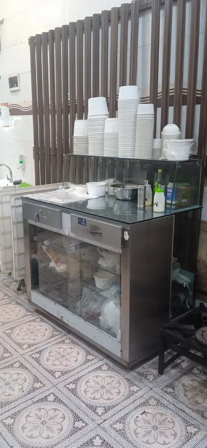 فروش ویترین شیشهای|فروشگاه و مغازه|یاسوج, |دیوار