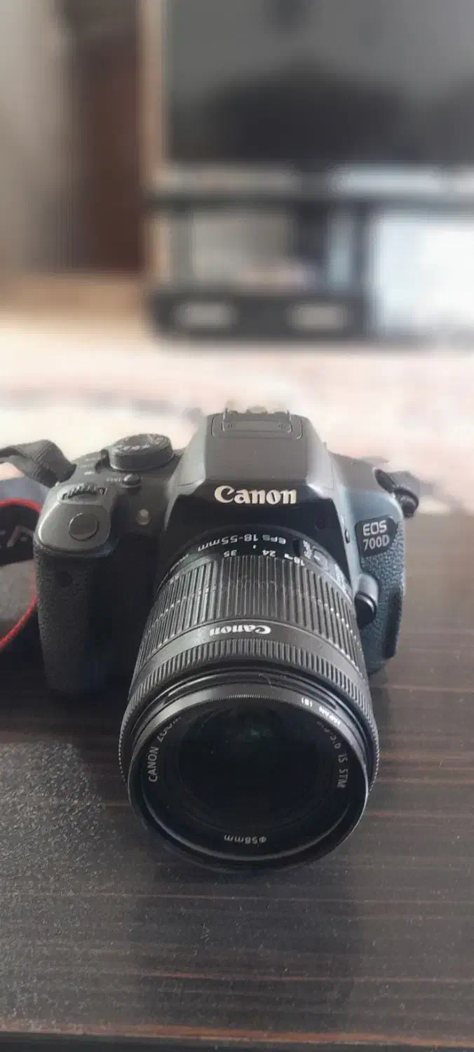 دوربین کنون ۸۰دی|دوربین عکاسی و فیلمبرداری|لنجان, |دیوار