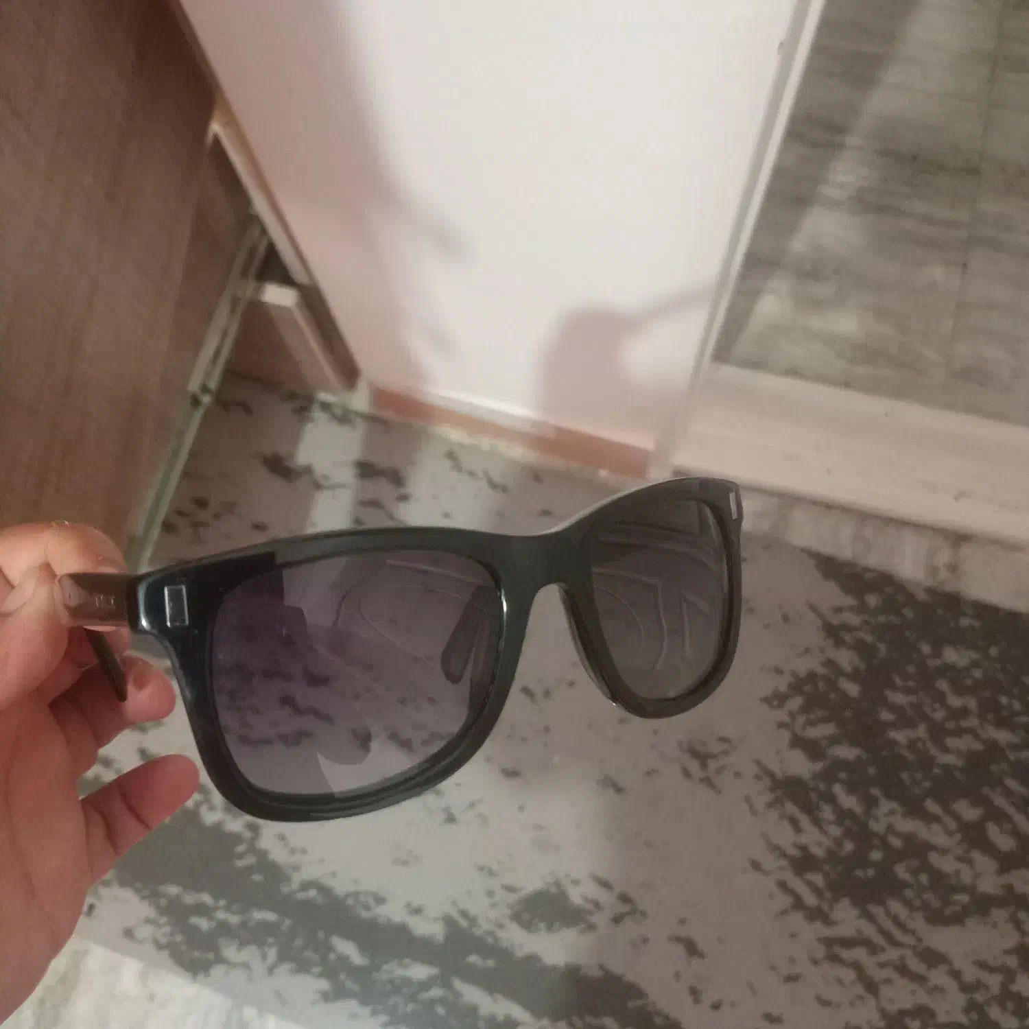 عینک برند امیر تتلو اورجینال|زیورآلات و اکسسوری|رشت, بازار|دیوار