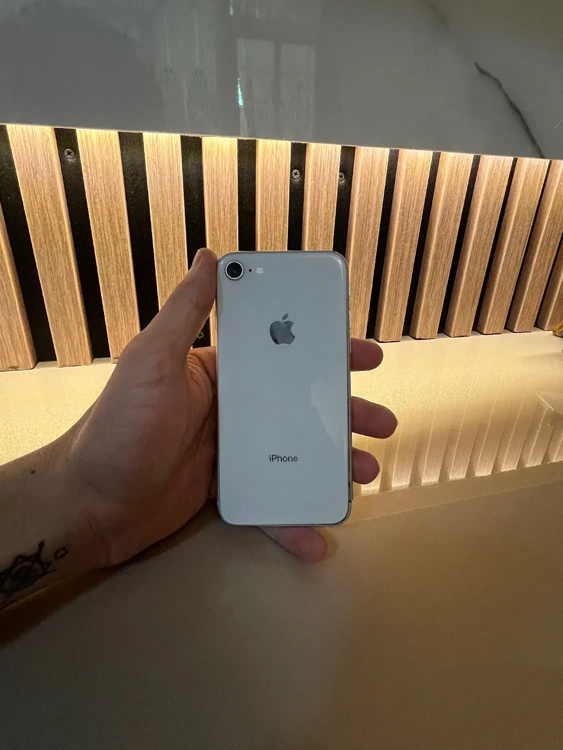 ایفون ۸ ۲۵۶ گیگ|موبایل|تهران, گلستان (شهرک راه آهن)|دیوار