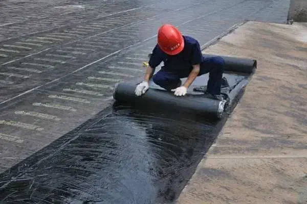 نقره ای شرق ایزوگام|مصالح و تجهیزات ساختمان|قوچان, |دیوار