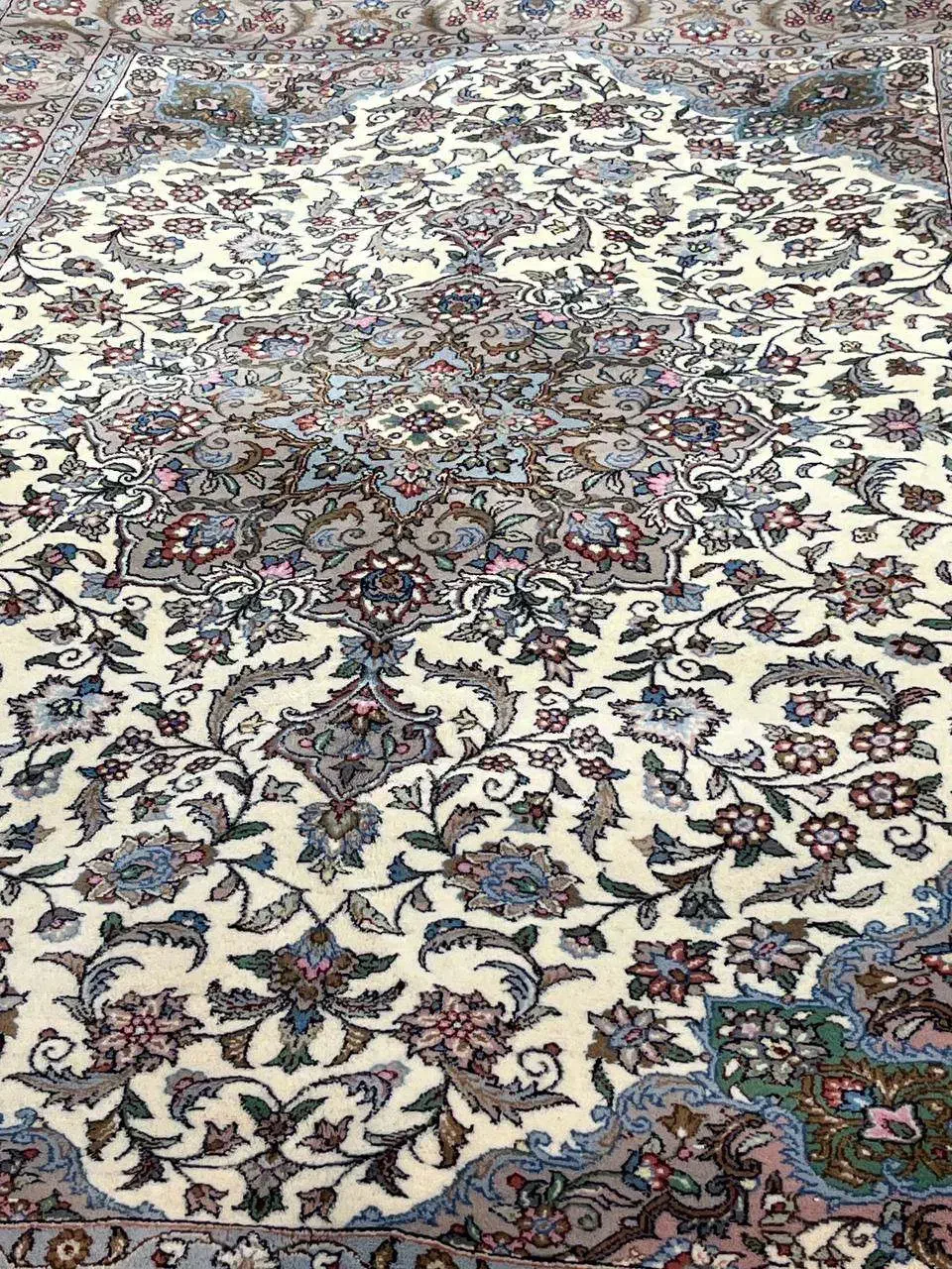 جفت۹متری و جفت۶متری اراک نقشه جیریا(فرش خیام)|فرش|کرج, کوی امامیه|دیوار