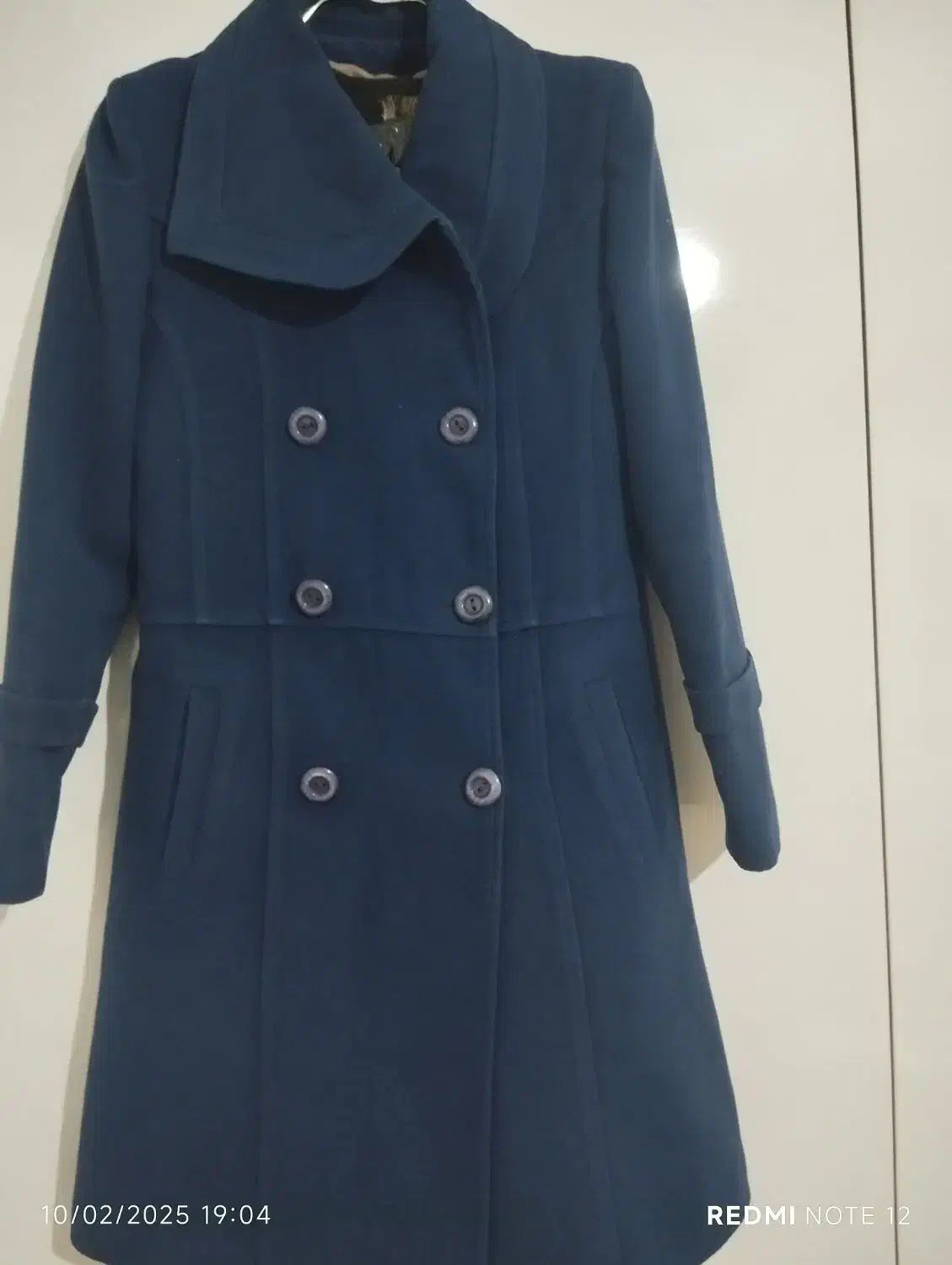 تعدادی بارانی|لباس|پردیس, فاز ۱۱|دیوار