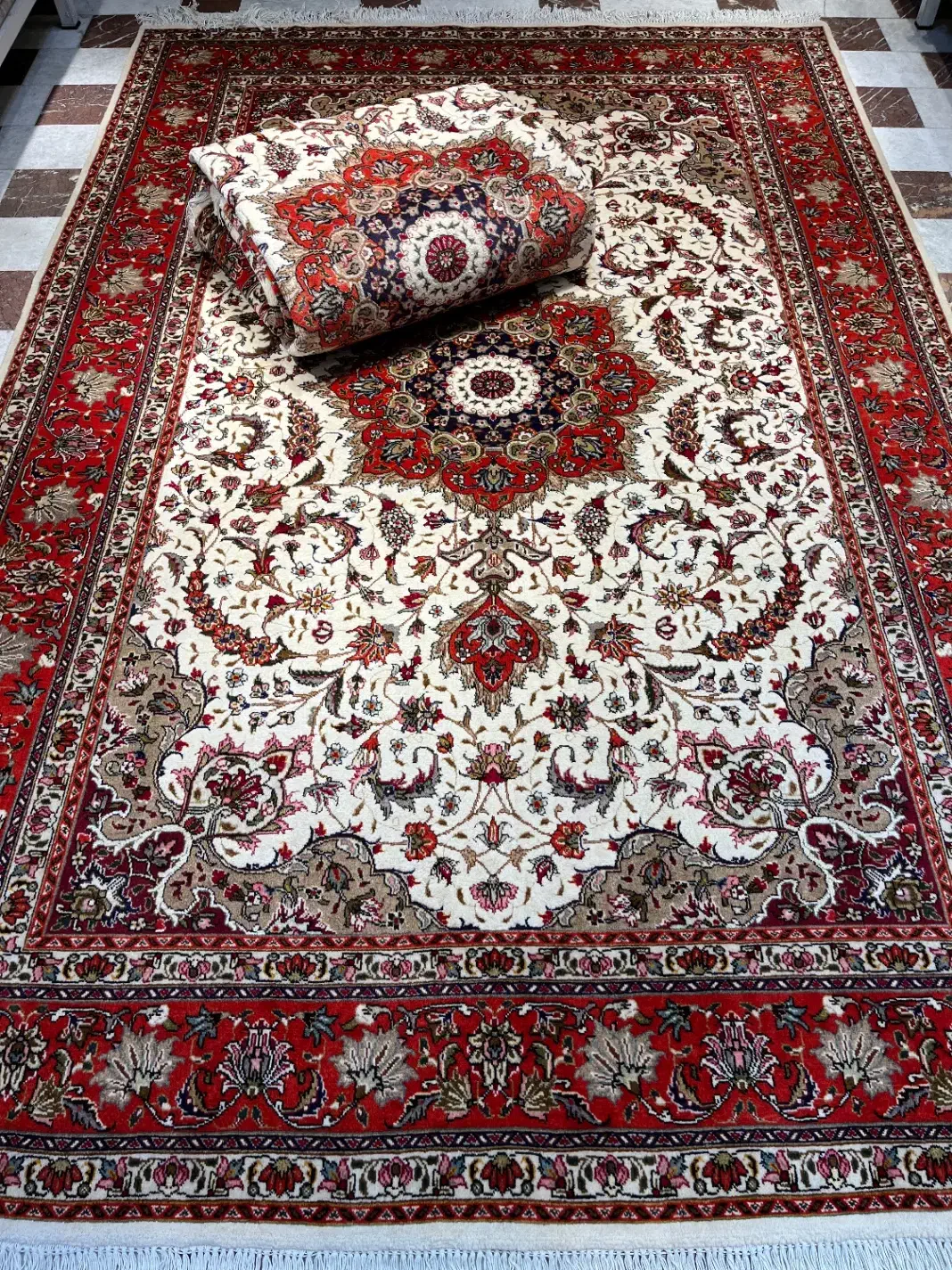 فرش دستباف جفت ۶ متری تبریز ۴۰ رج تقی زاده دستبافت|فرش|تهران, مولوی|دیوار