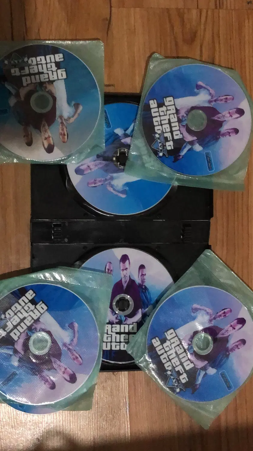 بازی gta v gta vi تمامی گیم ها سالمو کامل داخل عکس|کنسول، بازی ویدئویی و آنلاین|تهران, ازگل|دیوار
