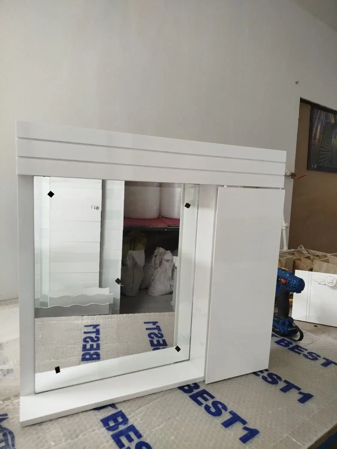 ایینه باکس|لوازم سرویس بهداشتی|اراک, |دیوار