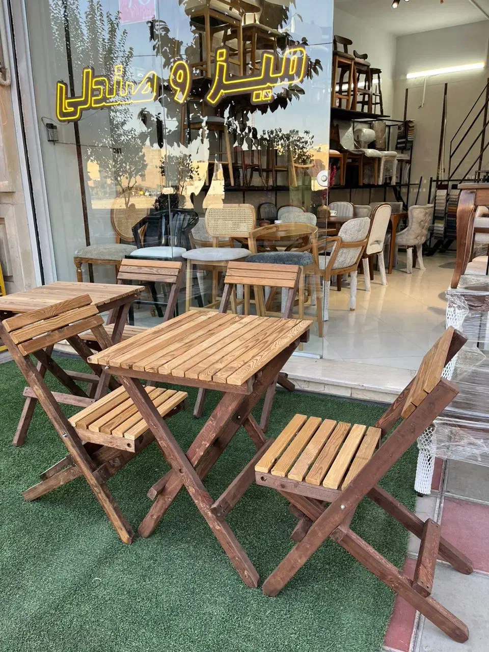 تولید وپخش صندلی و میزتاشو|خدمات پیشه و مهارت|فردیس, قریشی|دیوار