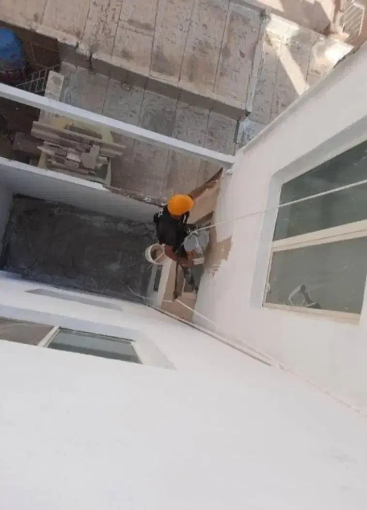 خدمات نماشویی ،پیچ رولپلاک کفسابی شتشوی نما تابلو|خدمات نظافت|کرج, گلشهر|دیوار